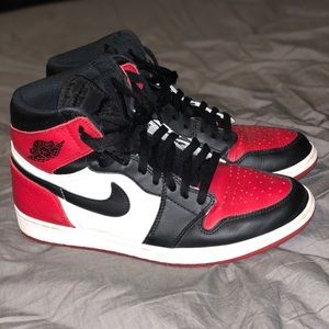 Jordan 1 “Bred” 2018 11